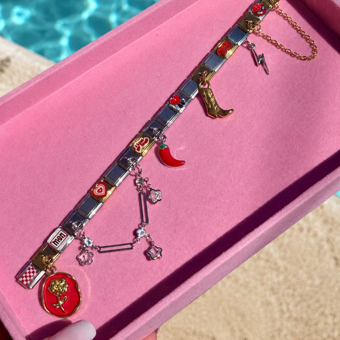 Pendentif rose rouge